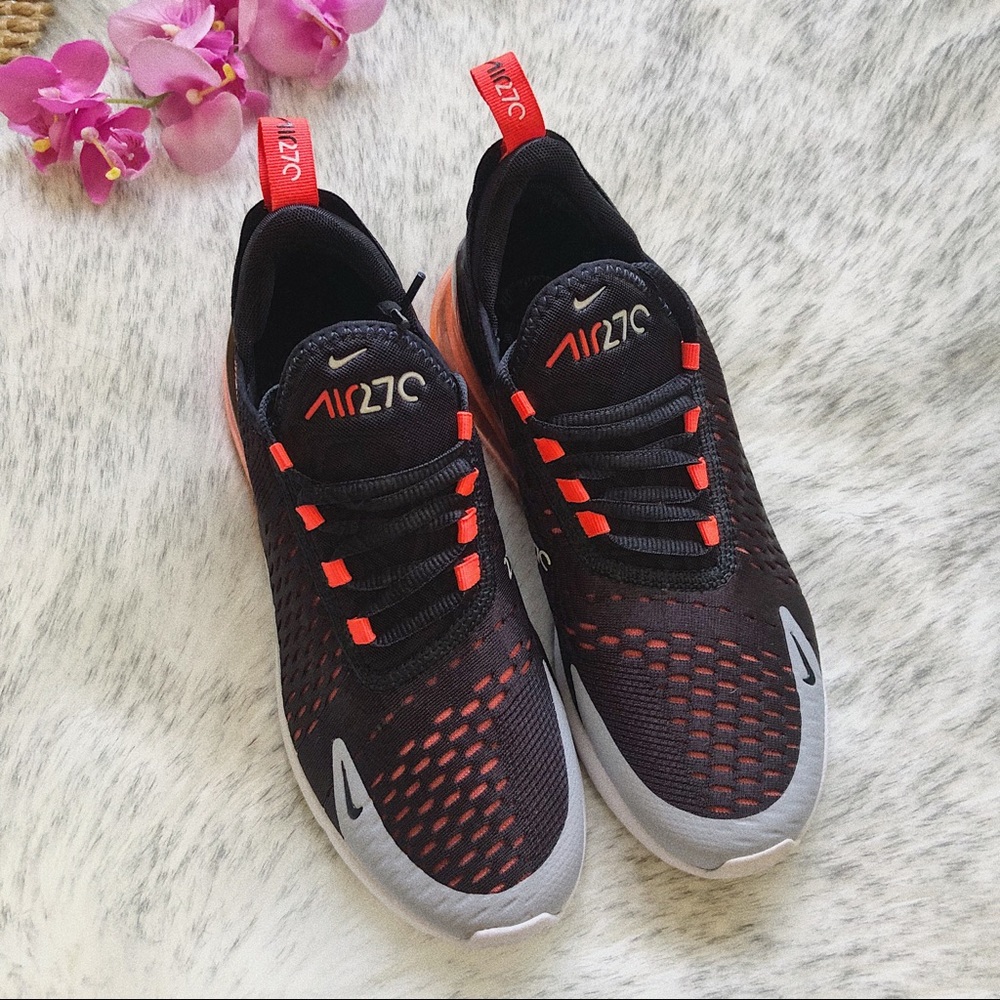 ‼️sold‼️Rare Nike Air Max 270 Black 6.5Y/8W - Picture 5 of 8